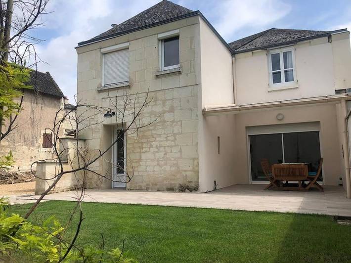 Location de vacances pour 6 personnes, avec jardin à Distré - 2