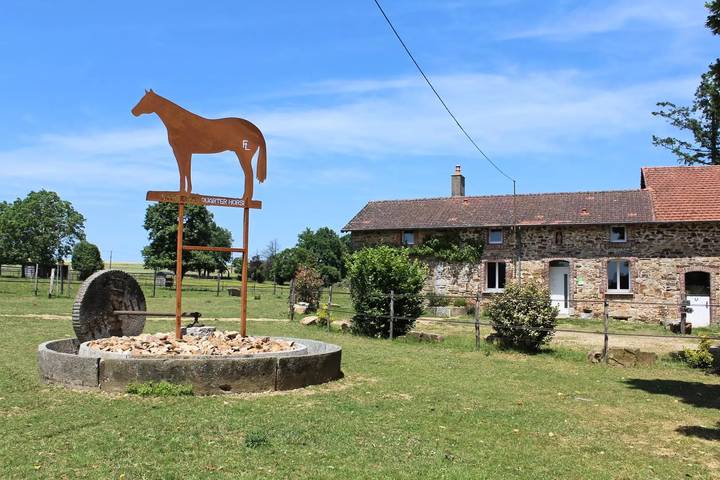 Gîte pour 8 personnes, avec Terrasse et Jardin