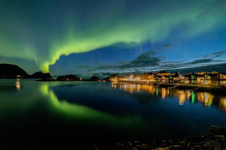 Hotel for 2 personer, med terrasse og sauna i tillegg til jacuzzi, dyr tillatt i Senja