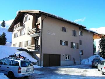 Gîte pour 6 personnes, avec terrasse à Bivio