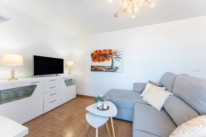 Apartamento inteiro, Apartamento 'Apartamento Mar' com vista mar, Wi-Fi e ar condicionado in Fuengirola Centre, Fuengirola