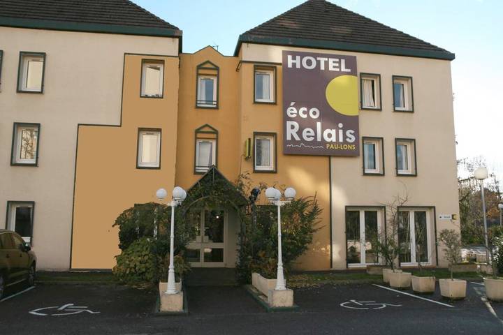 Hôtel pour 2 personnes, avec terrasse et vue à Lons - 2