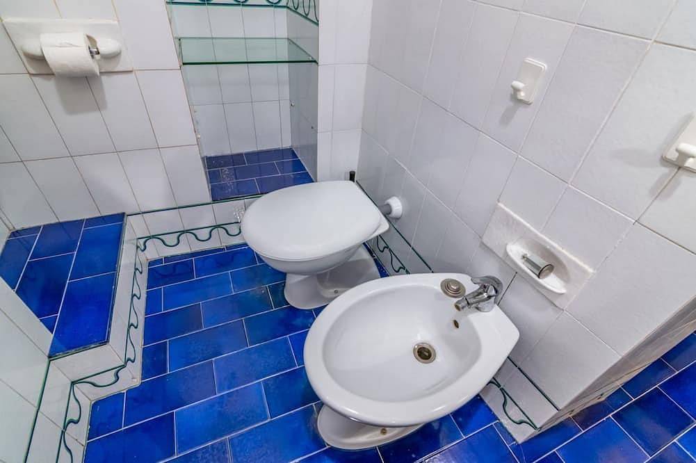 Entire apartment, Valbona apartment in the heart of Urbino in Urbino, Valle del Metauro
