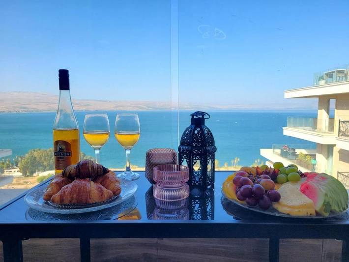 Gîte pour 6 personnes, avec balcon et jacuzzi, adapté aux familles à Tibériade - 3