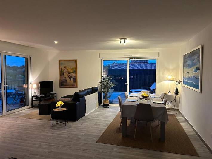 Gîte pour 6 personnes, avec terrasse ainsi que piscine et jardin, animaux acceptés à Saint-Ambroix - 4