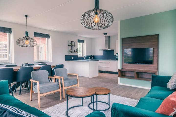 Ferienhaus für 8 Personen, mit Balkon/Terrasse und Whirlpool sowie Terrasse und Garten in Medemblik - 3