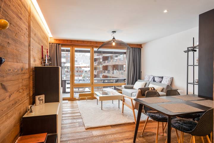 Ferienwohnung für 2 Personen, mit Balkon und Balkon/Terrasse sowie Pool und Sauna im Wallis