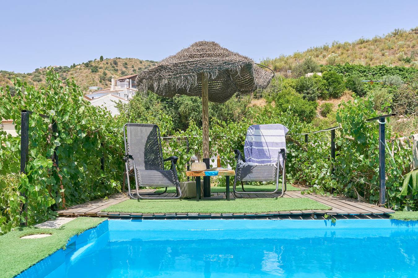 Ferienhaus 'Casa del Río' mit Bergblick und Pool in Canillas de Aceituno, Málaga Provinz