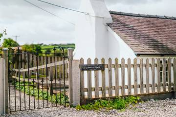 Cottage for 2 People in Flintshire, North-Wales, Photo 1