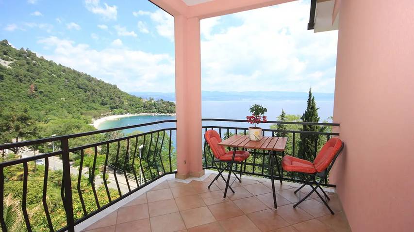Gîte pour 2 personnes, avec terrasse à Lovran