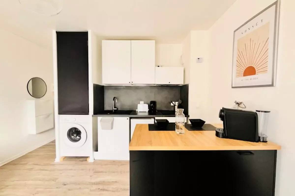 Studio entier, Studio pour 2 Personnes in La Rochelle, Région de La Rochelle