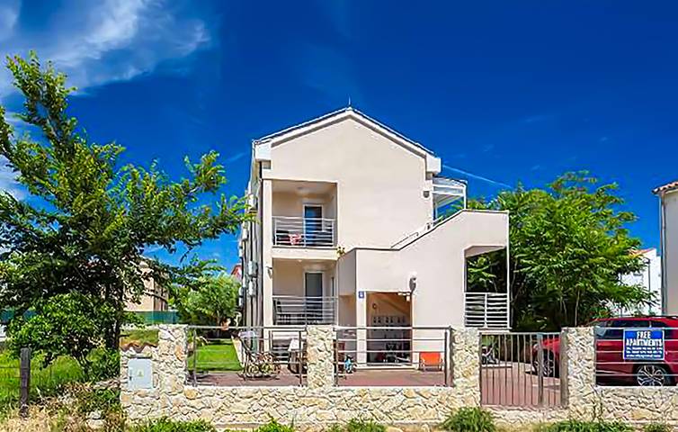 Ferienwohnung für 6 Personen, mit Terrasse in Pula-Medulin - 2