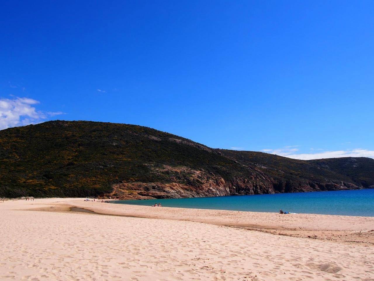 Appartement entier, Appartement de vacances pour 4 personnes avec jardin in Piana, Région d'Ajaccio