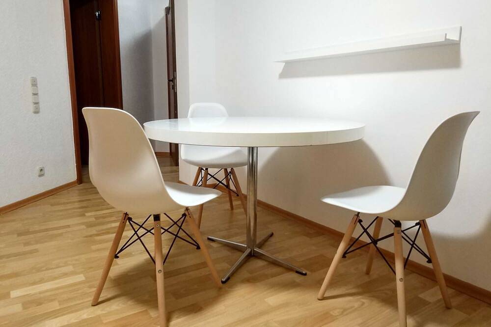 Ganze Wohnung, Sonnige Eg-Wohnung mit Garten Terrasse in Forchheim in Forchheim, Fränkische Schweiz