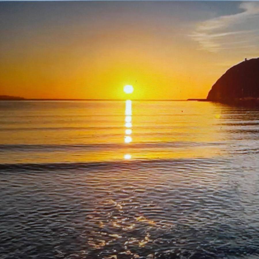 Brezza di mare appartamento in Villa con giardino e spiaggia ,casa vacanze al mare in Quartu Sant'Elena, Campidano