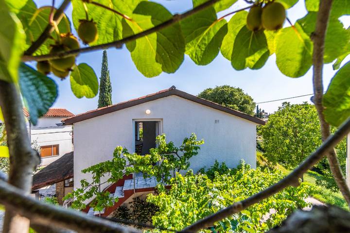 Ganze Wohnung, Ferienwohnung für 2 Personen mit Terrasse in Krnica, Marčana