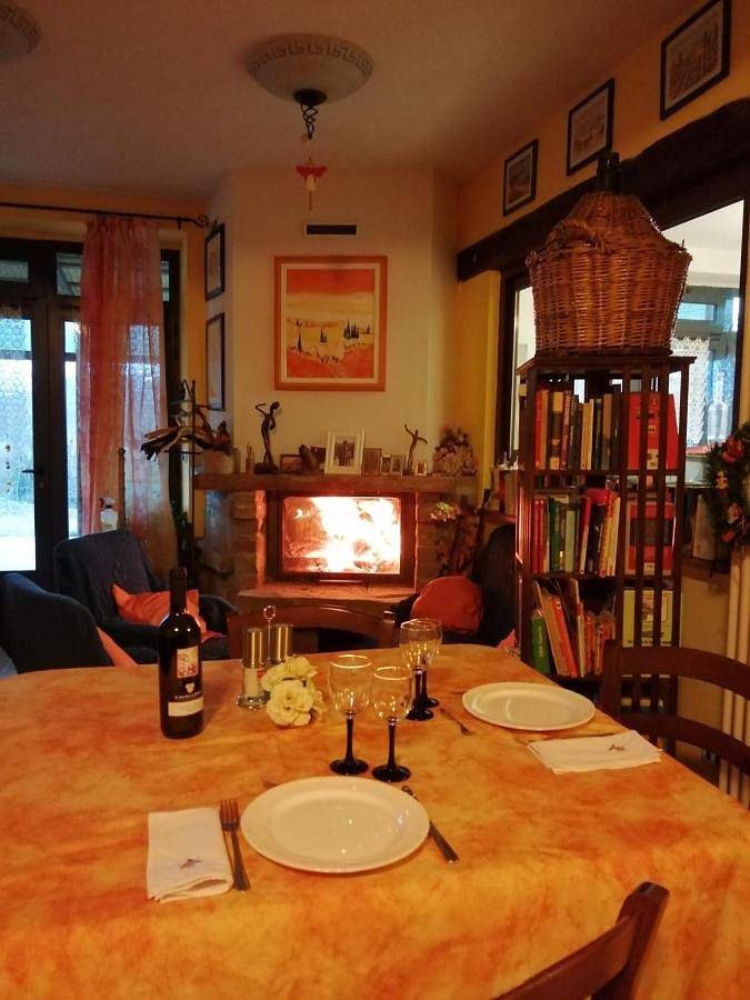 Location de vacances pour 2 personnes, avec terrasse ainsi que vue et jardin à Monastero Bormida - 2
