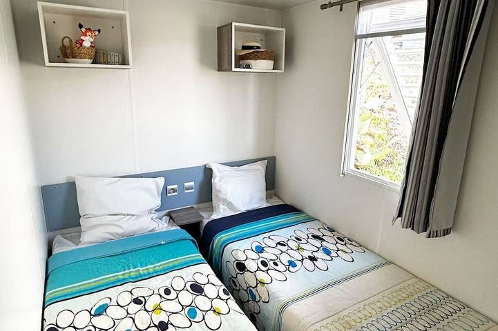 Camping pour 6 personnes, avec terrasse et piscine à Le Muy - 3