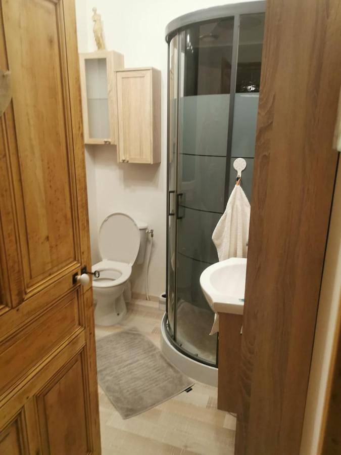 Location de vacances pour 4 personnes, avec piscine ainsi que vue et jardin à Esbareich - 3