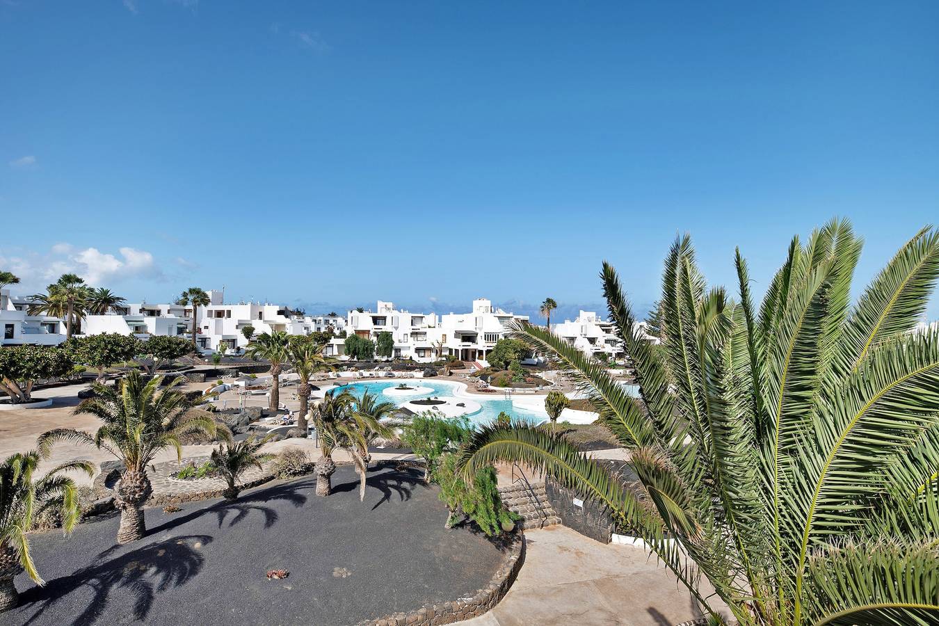 Entire apartment, Vacation Apartment 'Los Molinos 4306' with Sea View, Private Pool and Wi-Fi in Playa Bastián, Teguise