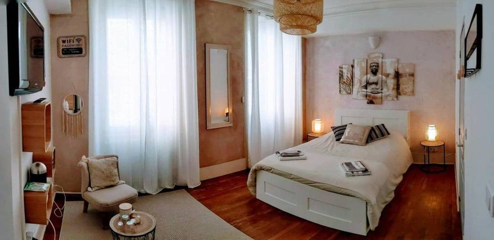 Chambre d’hôte pour 2 personnes, avec Terrasse et Jardin
