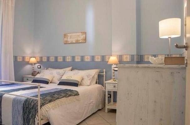 Appartement entier, Blue Marine - Trilocale con Smart Tv, Wifi Gratuito, Aria Condizionata, ideale per Famiglie in Selva (Savone), Commune de Finale Ligure