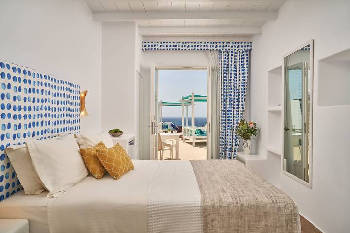 Villa for 2 people, with ocean view and pool in Mykonos