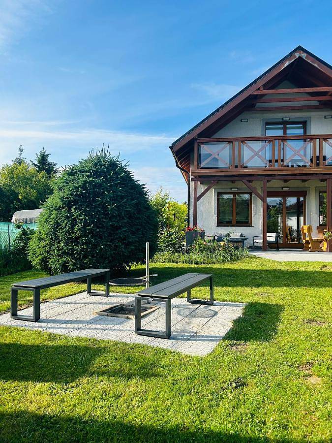 Villa für 8 Personen, mit Terrasse und Garten