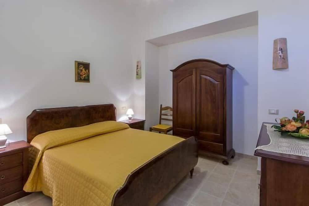 Ganze Wohnung, Ferienwohnung 'Kirschbaum' in Martina Franca, Tarent Provinz