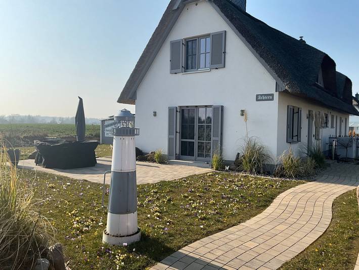 Ferienhaus für 4 Personen, mit Terrasse und Garten sowie Sauna in Wismarer Bucht - 2
