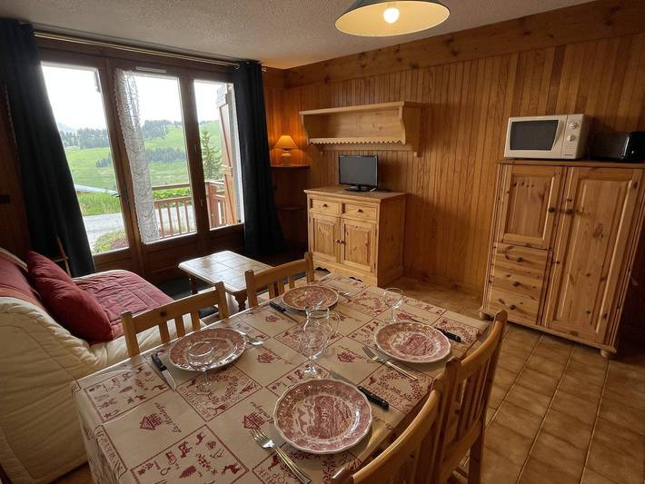 Chalet pour 4 personnes, avec balcon à Les Saisies - 2