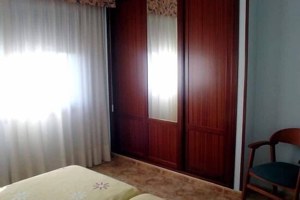 Entire apartment, Apartamentos Mirador de Ons for 2 people in Noalla (Santo Estevo), Sanxenxo