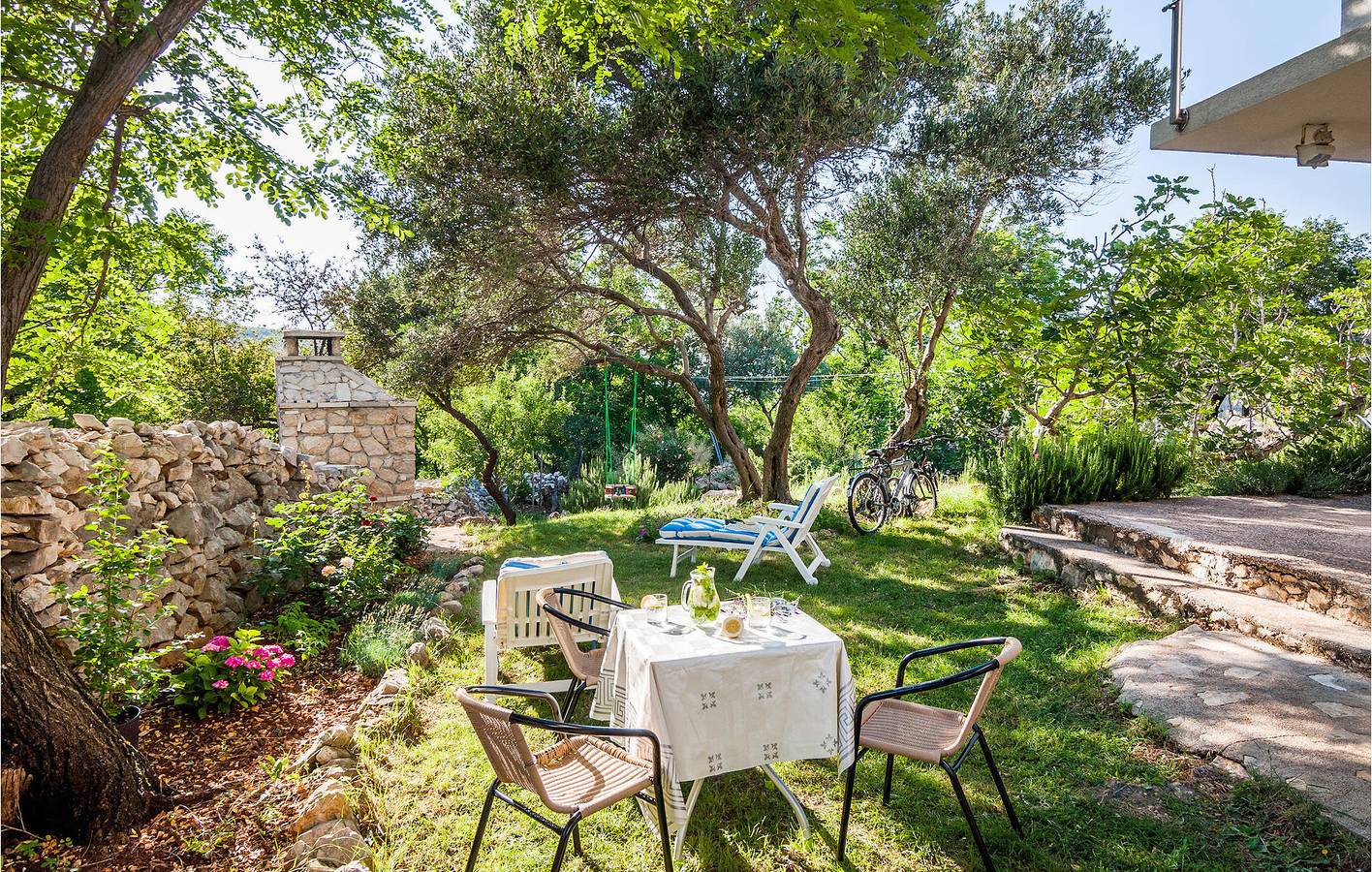Geheel vakantieappartement, Vakantieappartement voor 4 personen met tuin in Vinjerac, Zadar