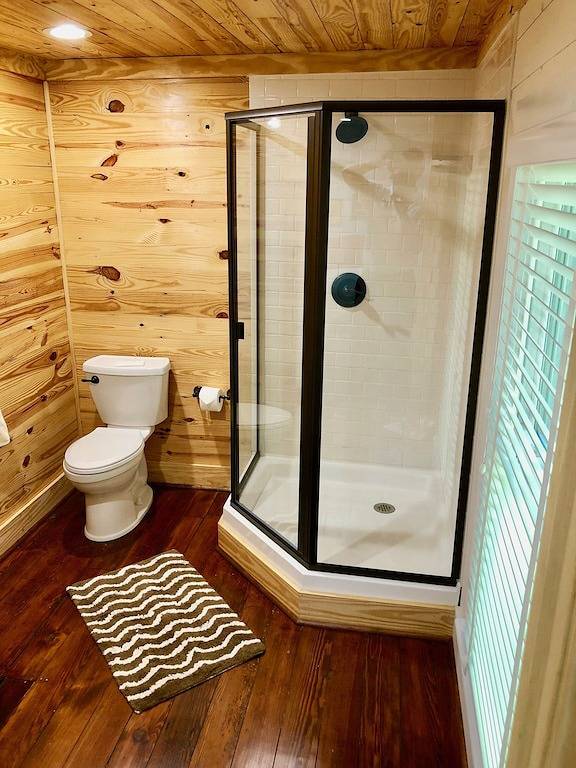 Vacation rental for 8 people, with terrace and yard in Lake Norman