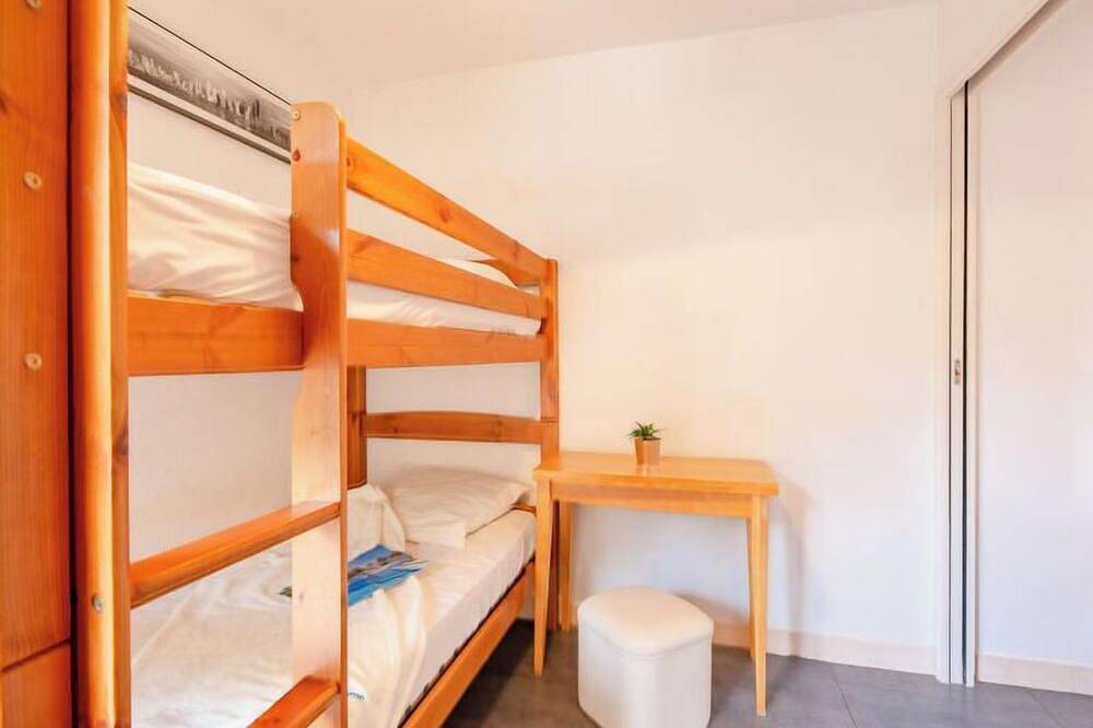 Entire apartment, Les Coraux by Interhome in Agay, Saint-Raphaël