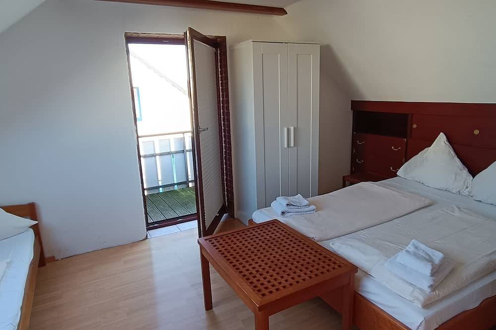 Ganze Wohnung, Apartment Dach zur Inselseite mit Balkon - Haus Hoog Stean in Helgoland
