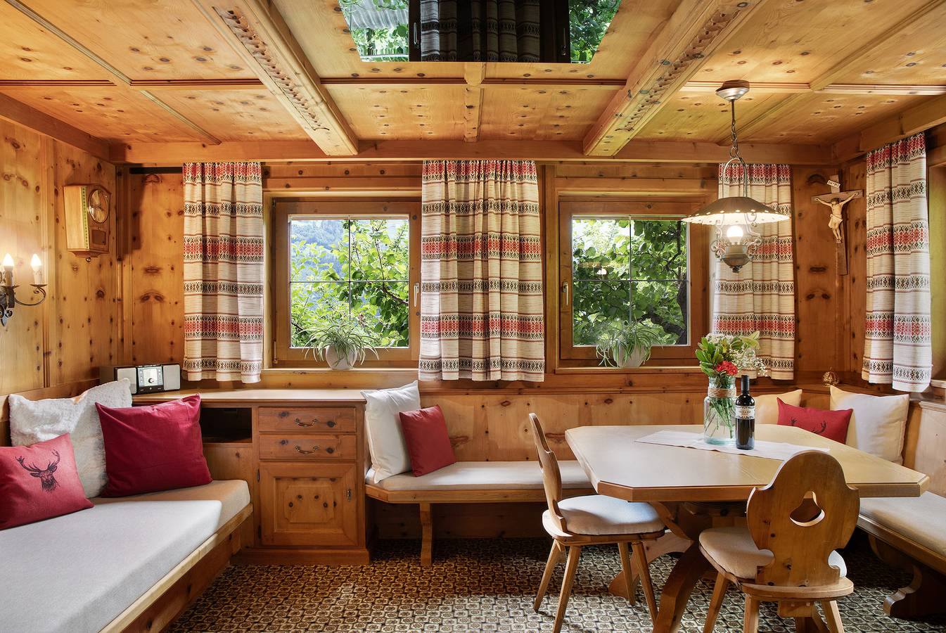 Chalet 'Glosaleite Zillertal' mit Bergblick, privater Terrasse und Wlan in Zellberg, Tiroler Unterland