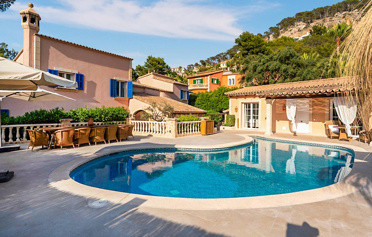 Retiro junto al mar con piscina, terraza y WiFi, a 2 km de Cala en Cranc in Puerto de Andrach, Andrach