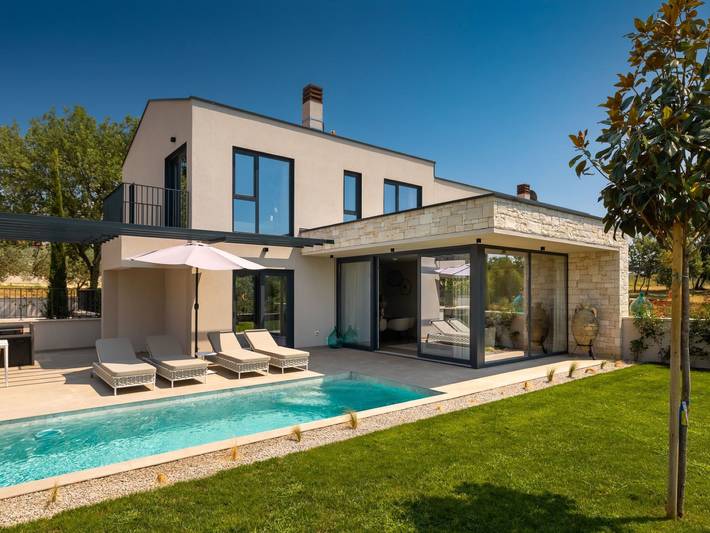 Ferienhaus für 6 Personen, mit Sauna und Garten sowie Terrasse in Porec und Umgebung