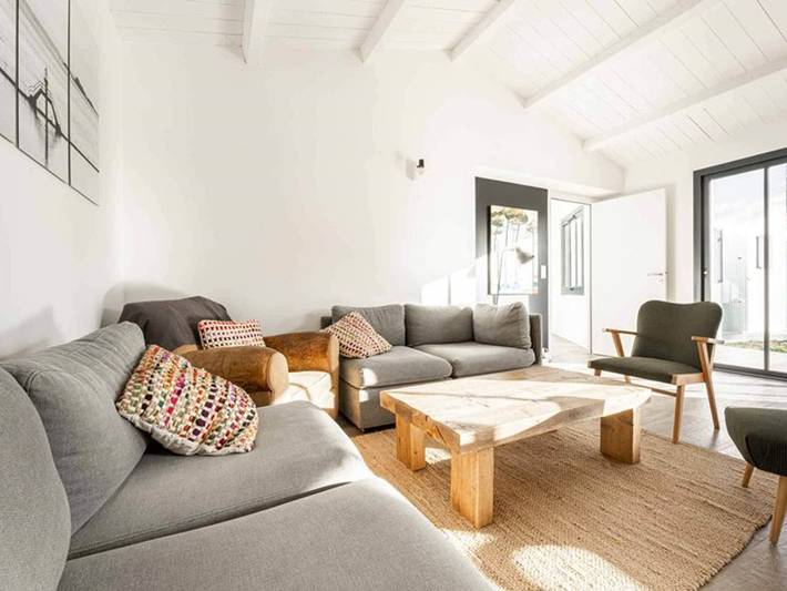 Location de vacances pour 8 personnes, avec terrasse et jardin à La Flotte - 3