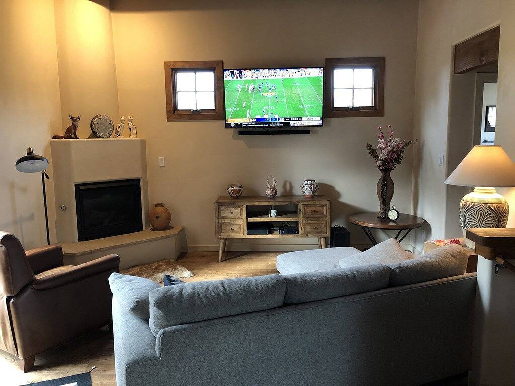 Ganze Wohnung, Spaziergang Zum Plaza
Haus - 2 Schlafzimmer und 2 Bäder 4 Personen in Santa Fe, Santa Fe County