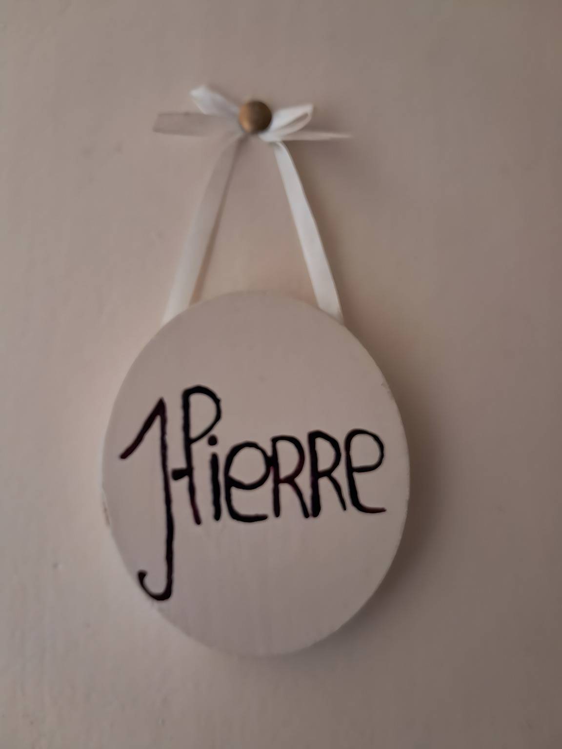 Chambre d’hôtes « La Chambre Jp à La Parenthèse » : vue montagne, jardin partagé, Wi-Fi in Folles, Région de Bellac