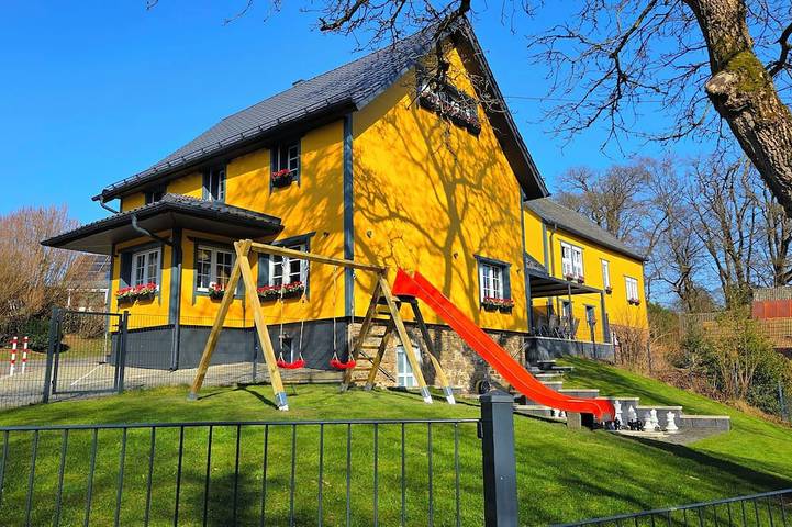 Agriturismo für 24 Personen, mit Whirlpool und Garten sowie Sauna in Reichshof