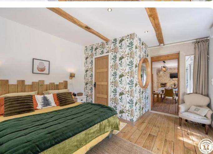 Chambre d’hôte pour 2 personnes, avec vue ainsi que terrasse et jardin