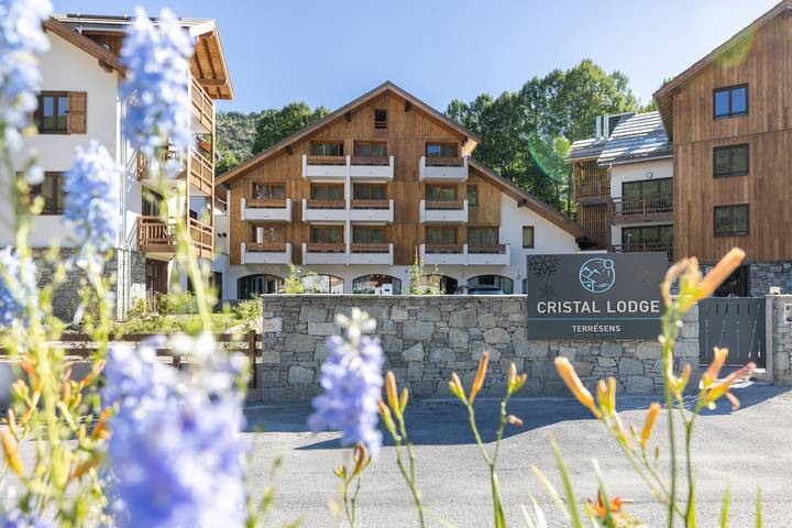 Chalet pour 6 personnes, avec terrasse ainsi que sauna et jacuzzi, animaux acceptés dans Serre Chevalier - 3