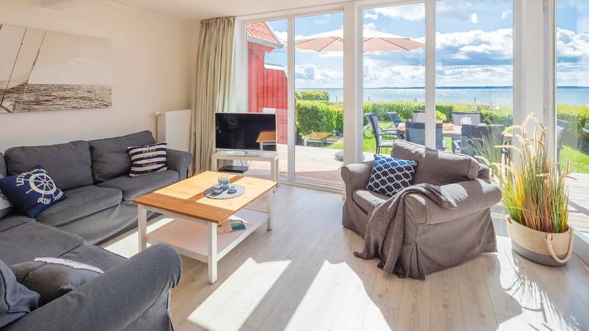 Ferienhaus für 6 Personen, mit Terrasse und Garten sowie Sauna in Schashagen