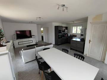 Gîte pour 4 personnes, avec balcon et jardin à Bellerive-sur-Allier