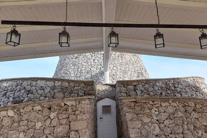 Trullo new villa with private heated pool near Salento beaches in Ugento, Gulf of Taranto