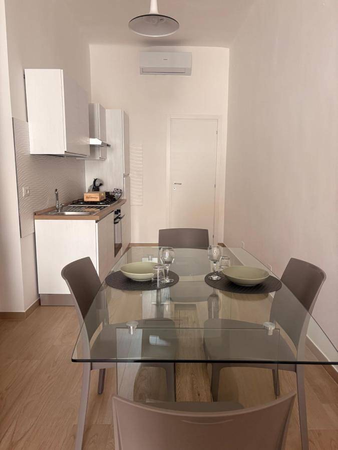 Appartamento intero, Two-Bedroom Apartment in Bitetto, Provincia di Bari