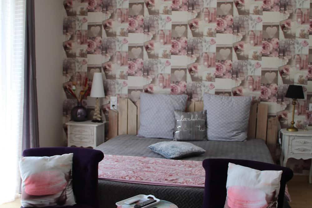 Chambre romantique  ,Le haut village  en baie de somme in Arrest, Région d'Abbeville